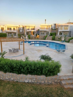 Sunny Villa